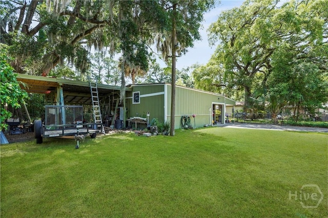 3010 Leonard St, Savannah, GA 31404 - rear view of property with a lawn