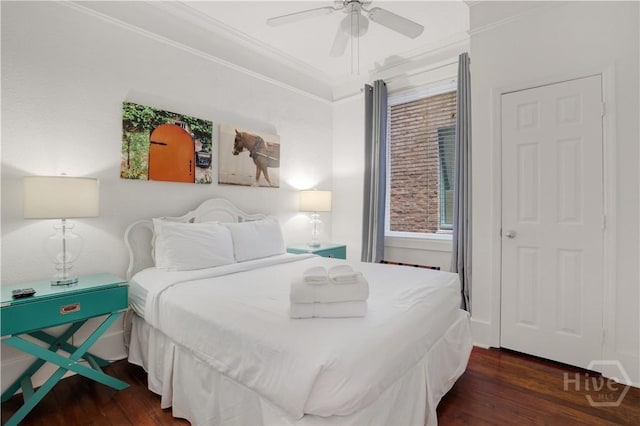 117 Lincoln St Unit 4A, Savannah, GA 31401 - bedroom featuring crown molding, wood finished floors, and a ceiling fan