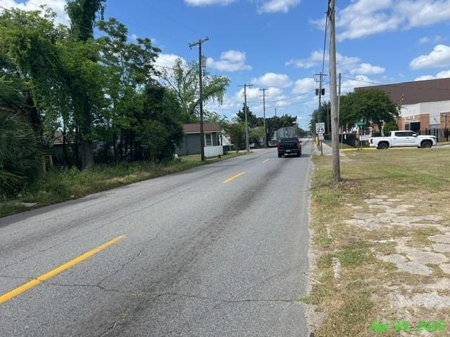 1706 Ogeechee Rd, Savannah, GA 31415 - view of asphalt road