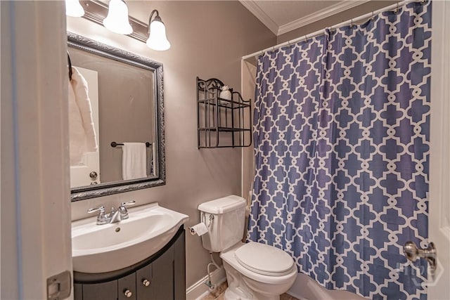 full bathroom featuring crown molding, toilet, vanity, curtained shower, and baseboards