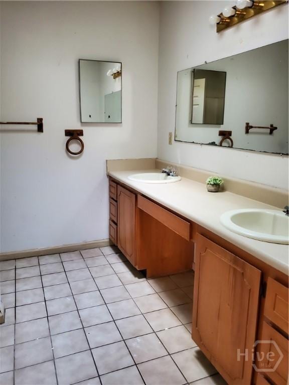 1029 Richards St, Savannah, GA 31415 - bathroom with double vanity