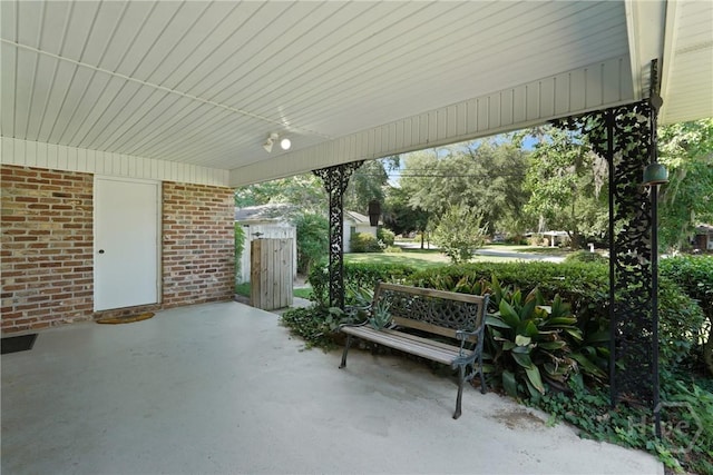 604 Windsor Rd, Savannah, GA 31419 - view of patio