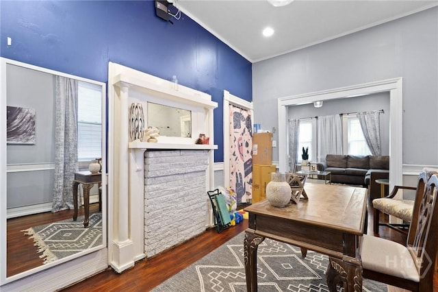 514 W 38th St, Savannah, GA 31415 - office space with wood finished floors