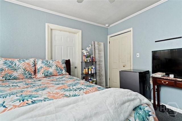 514 W 38th St, Savannah, GA 31415 - carpeted bedroom featuring crown molding, ceiling fan, and freestanding refrigerator