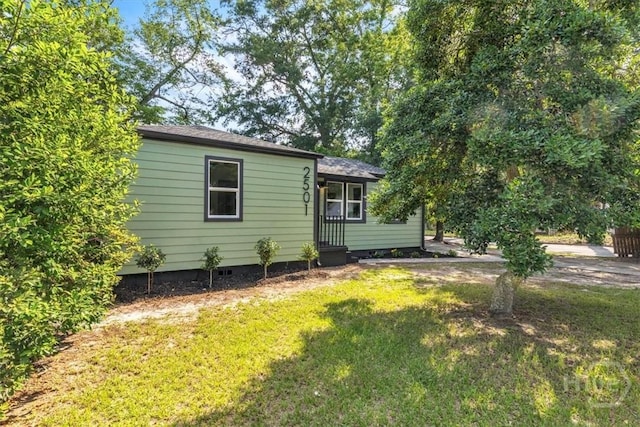 2501 Louisiana Ave, Savannah, GA 31404 - view of front of home featuring a front yard
