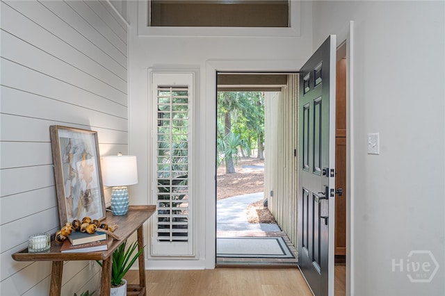 66 Dame Kathryn Dr, Savannah, GA 31411 - foyer with wood finished floors and wooden walls
