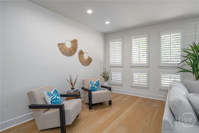 66 Dame Kathryn Dr, Savannah, GA 31411 - living area featuring baseboards, light wood-style floors, and recessed lighting
