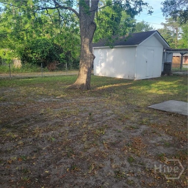 1214 Delesseps Ave, Savannah, GA 31404 - view of yard