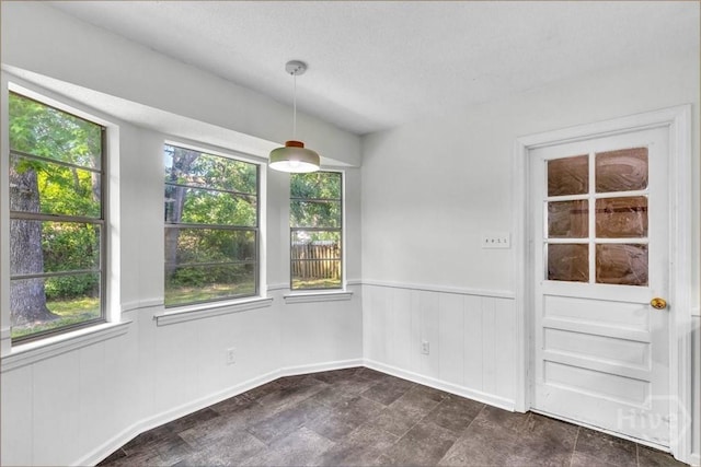 28 Red Fox Dr, Savannah, GA 31419 - unfurnished dining area with wainscoting