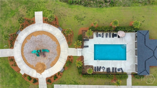 301 Highland Cir, Richmond Hill, GA 31324 - aerial view of a pool