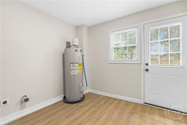 611 E Waldburg St, Savannah, GA 31401 - photo 27