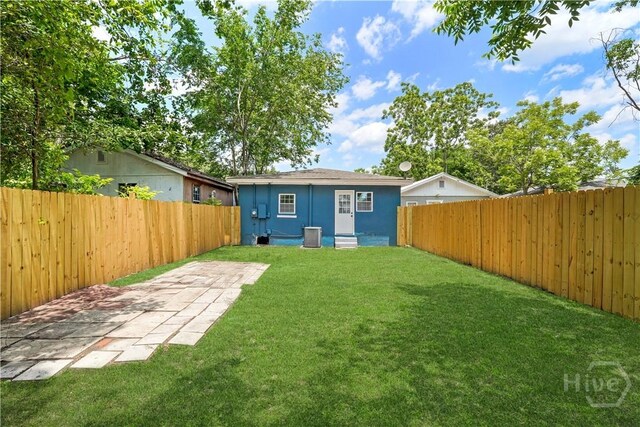 611 E Waldburg St, Savannah, GA 31401 - photo 29