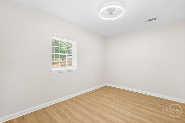 611 E Waldburg St, Savannah, GA 31401 - photo 24