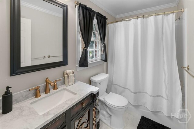 320 Wedgefield Xing, Savannah, GA 31405 - full bathroom with toilet, vanity, ornamental molding, and shower / tub combo