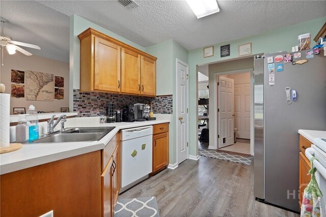 819 Laurel Hill Cir, Richmond Hill, GA 31324 - photo 12