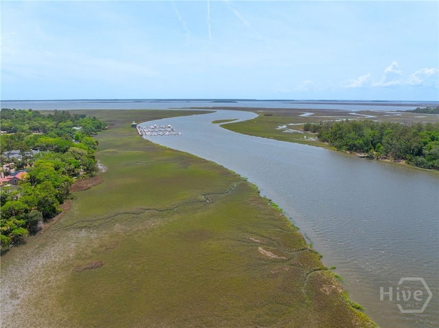 27 Mainsail Xing, Savannah, GA 31411 - aerial view of a large body of water