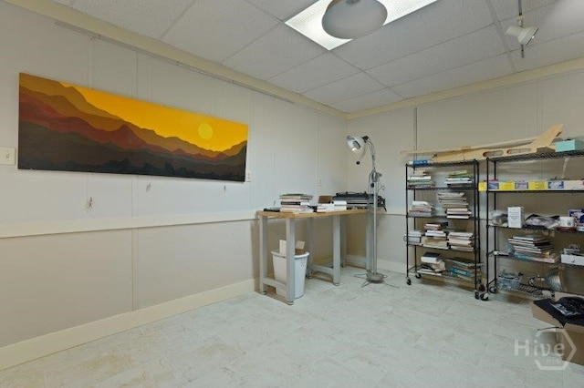 27 Mainsail Xing, Savannah, GA 31411 - office area with a decorative wall