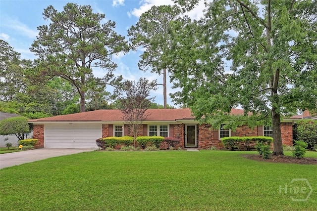 4715 Oakview Dr, Savannah, GA 31405 - ranch-style house featuring an attached garage, driveway, brick siding, and a front yard