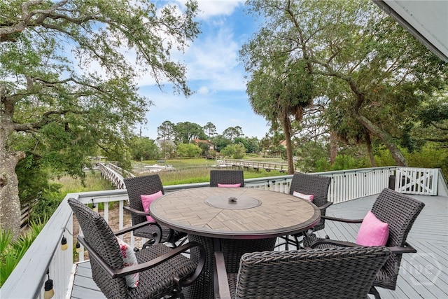 108 San Marco Dr, Tybee Island, GA 31328 - deck with outdoor dining area