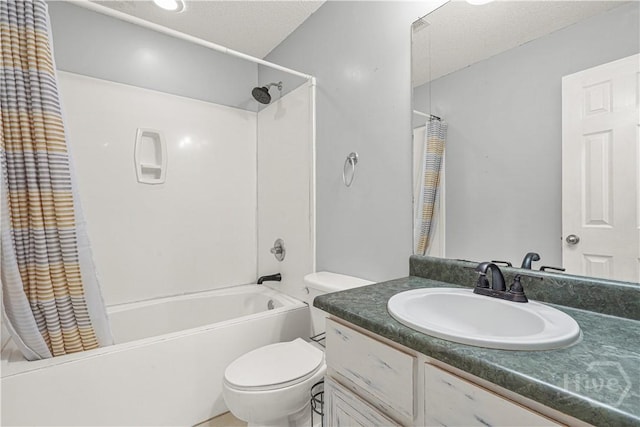 125 Crossing Cir, Rincon, GA 31326 - full bath featuring shower / bath combo with shower curtain, vanity, and toilet