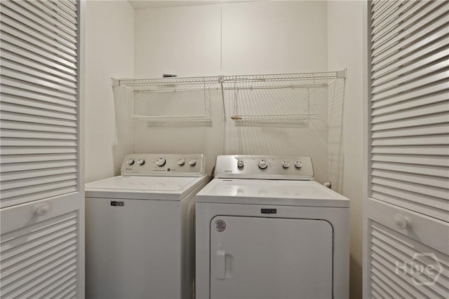104 Bull River Bluff Dr Unit 104, Savannah, GA 31410 - washroom with washer and dryer