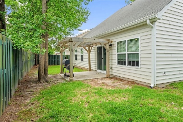 45 Glen Way, Richmond Hill, GA 31324 - view of yard featuring a pergola and a patio area
