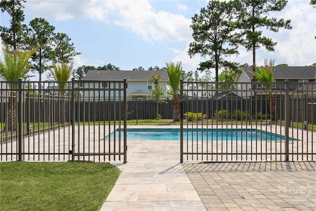 194 Shortleaf Trl, Richmond Hill, GA 31324 - view of pool with a patio