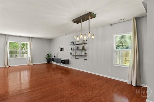 4 Crest View Cir, Pooler, GA 31322 - unfurnished living room with wood finished floors and baseboards