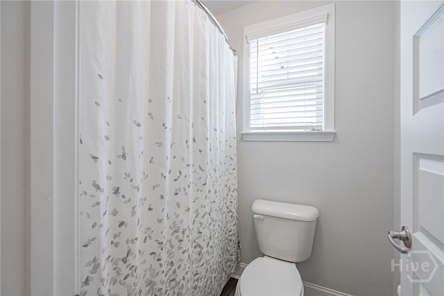 32 Brookhaven Dr, Savannah, GA 31407 - full bathroom with baseboards and curtained shower