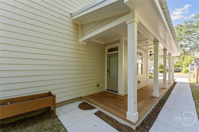 2142 New York Ave, Savannah, GA 31404 - view of exterior entry featuring covered porch