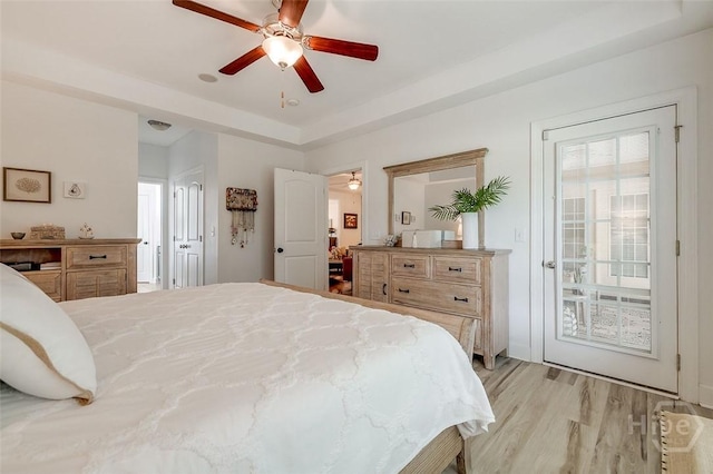 2 Iron Gate Ct, Pooler, GA 31322 - bedroom featuring access to outside, light wood-style floors, and ceiling fan