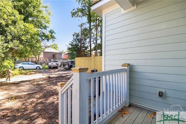 826 W Victory Dr, Savannah, GA 31405 - view of wooden terrace