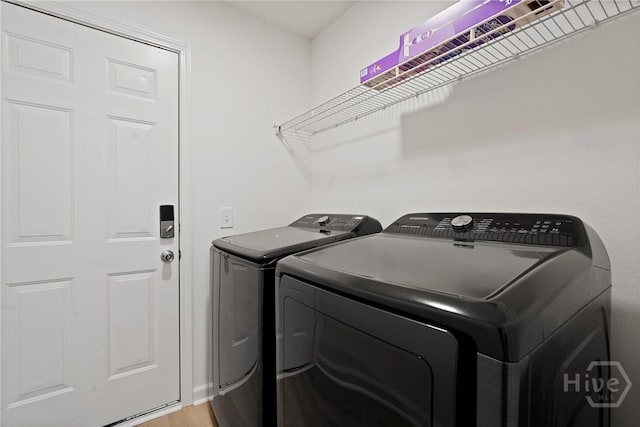 210 Walker Dr, Guyton, GA 31312 - laundry area with washing machine and clothes dryer