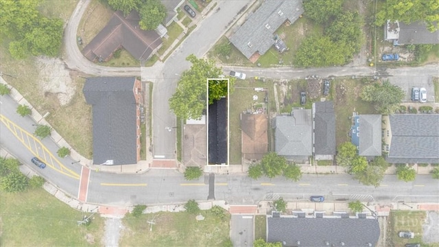 716 Waters Ave, Savannah, GA 31404 - aerial overview of property's location featuring property boundaries highlighted