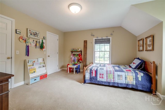 101 Sabal Ln, Savannah, GA 31405 - bedroom featuring carpet, vaulted ceiling, and baseboards