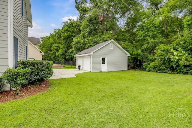 101 Sabal Ln, Savannah, GA 31405 - view of yard with an outbuilding and a detached garage