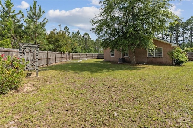 2000 Ossabaw Dr, Hinesville, GA 31313 - view of yard with central AC unit