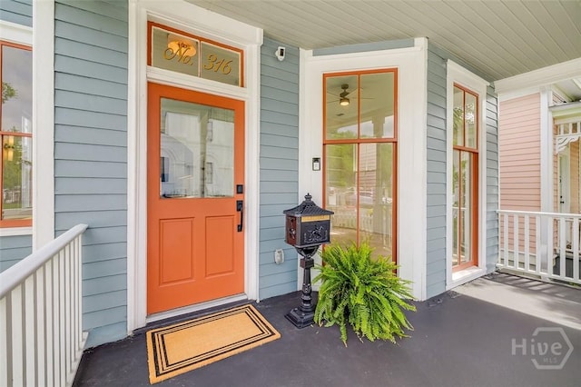 316 W 38th St, Savannah, GA 31401 - entrance to property with a porch