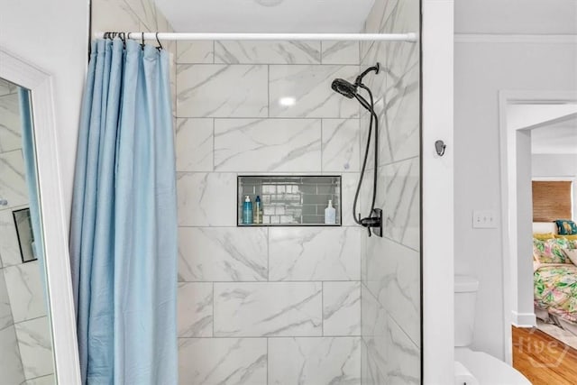 2117 E 42nd St, Savannah, GA 31404 - bathroom with toilet and tiled shower