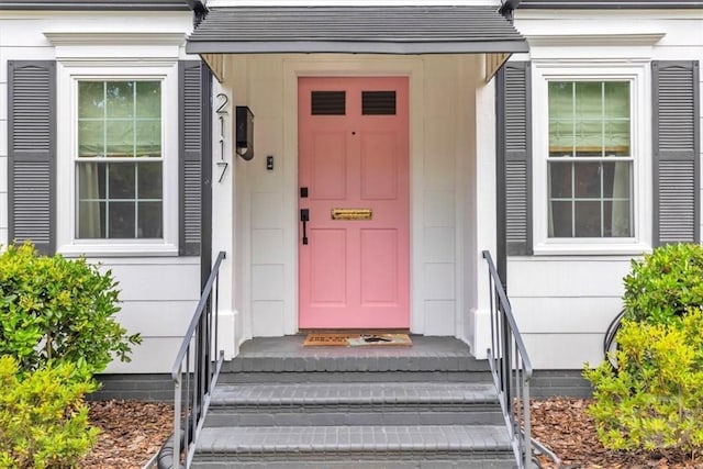 2117 E 42nd St, Savannah, GA 31404 - view of entrance to property