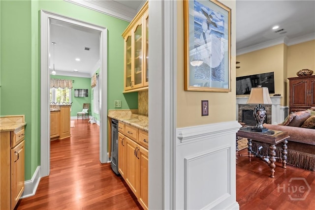 312 Spanton, Pooler, GA 31322 - corridor featuring ornamental molding, wine cooler, wood finished floors, and recessed lighting