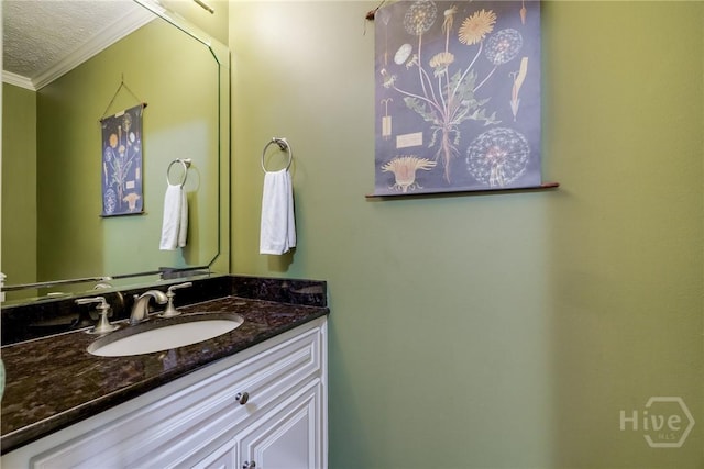 103 W Gazebo Ln, Savannah, GA 31410 - bathroom with ornamental molding, vanity, and a textured ceiling