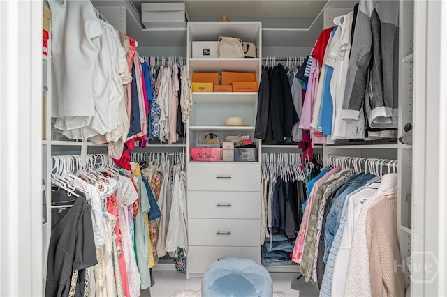 16 Middleton Rd, Savannah, GA 31411 - view of spacious closet