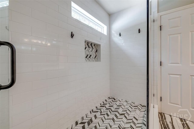 428 Roberts Way, Rincon, GA 31326 - bathroom featuring a tile shower