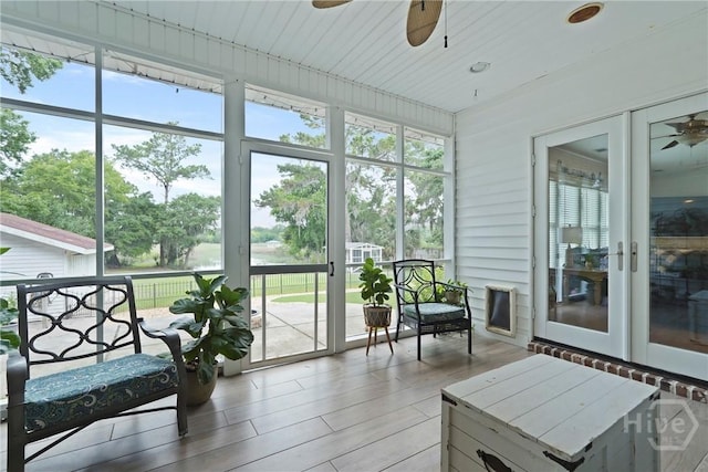 8813 Whitefield Ave, Savannah, GA 31406 - sunroom featuring ceiling fan