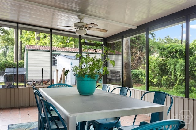 114 Piercefield Dr, Richmond Hill, GA 31324 - sunroom featuring a ceiling fan and outdoor dining area