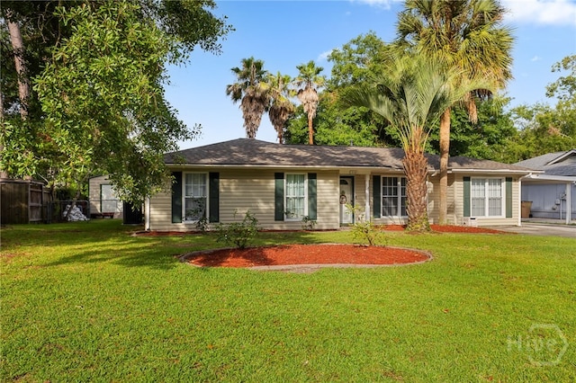 114 Piercefield Dr, Richmond Hill, GA 31324 - view of front of property featuring a carport