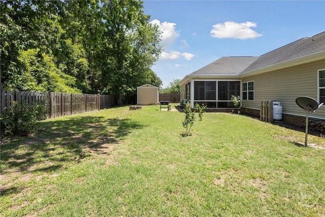133 Cobbleton Dr, Rincon, GA 31326 - view of yard with a sunroom