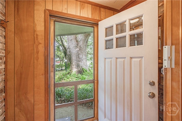119 Dyches Dr, Savannah, GA 31406 - doorway featuring wood walls