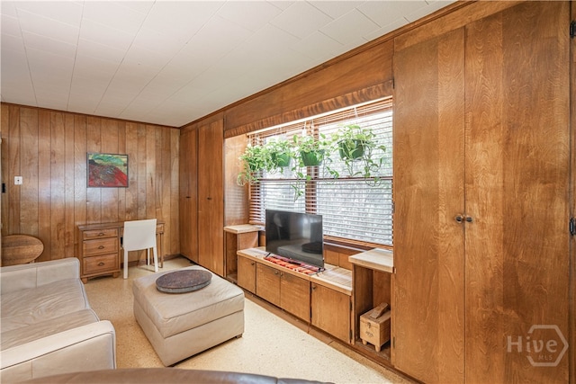 119 Dyches Dr, Savannah, GA 31406 - living room with wood walls
